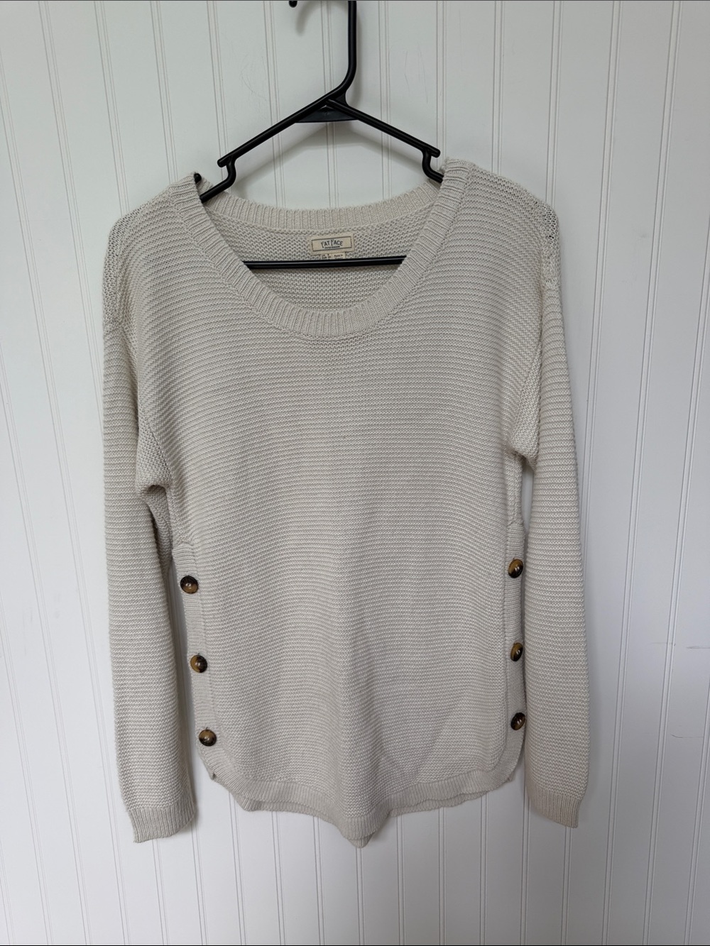 (159)Fat Face Cream Crewneck Sweater with Side Button Accents